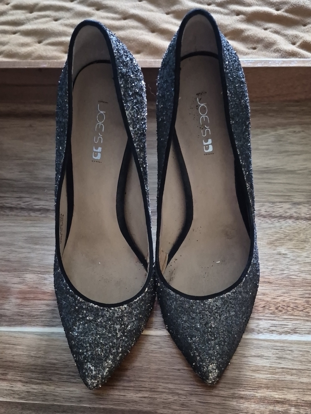 Glitter Pointed Heels